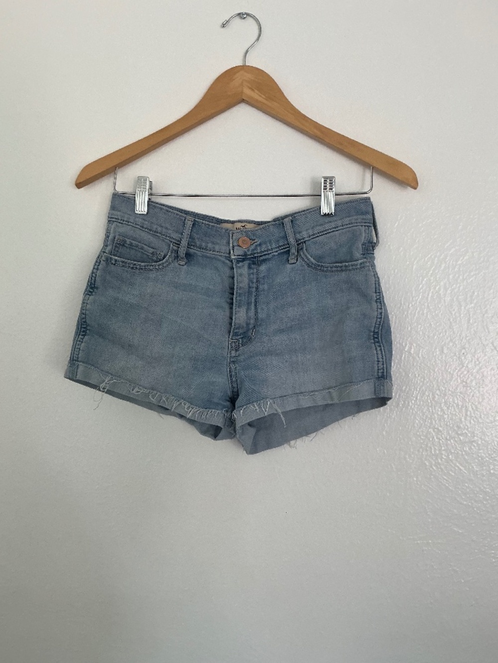 "Hollister High Rise Short-Short Light Wash Denim Jean Shorts Sz 5 W27"